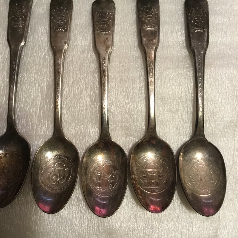 Lot of 13 International Silver Bicentennial US States Souvenir Spoons - Picture 5 of 16